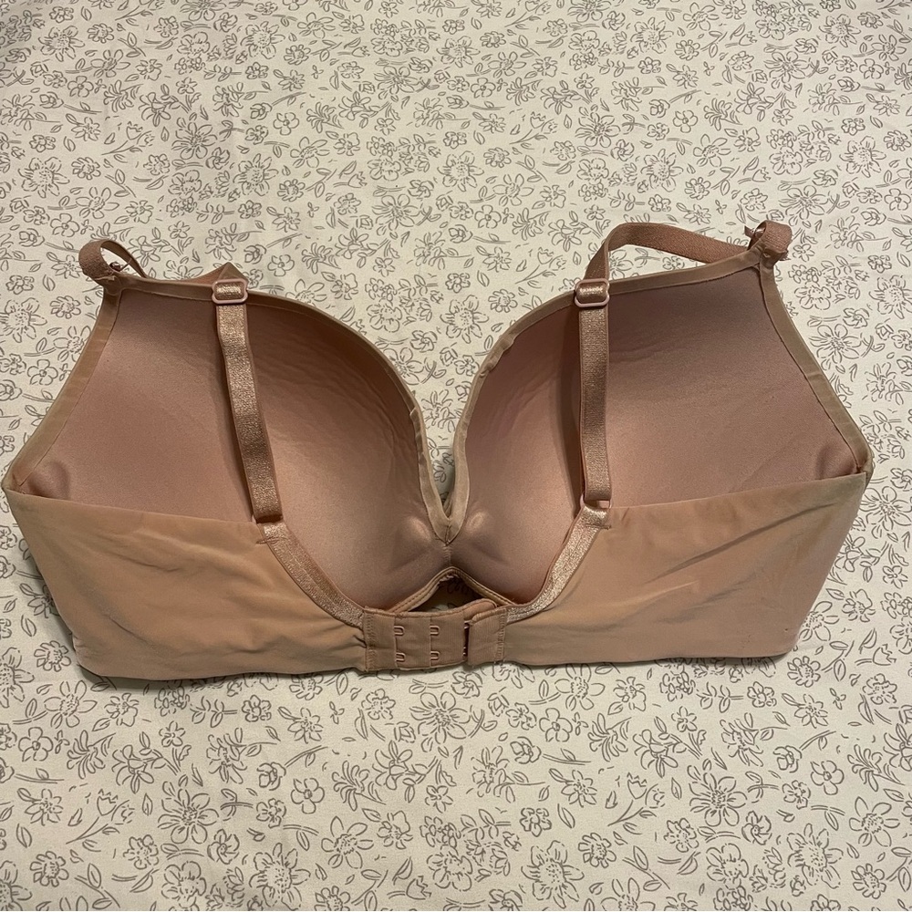 Victoria’s Secret Nude Plunge Push-up Bra 36D - Picture 2 of 4